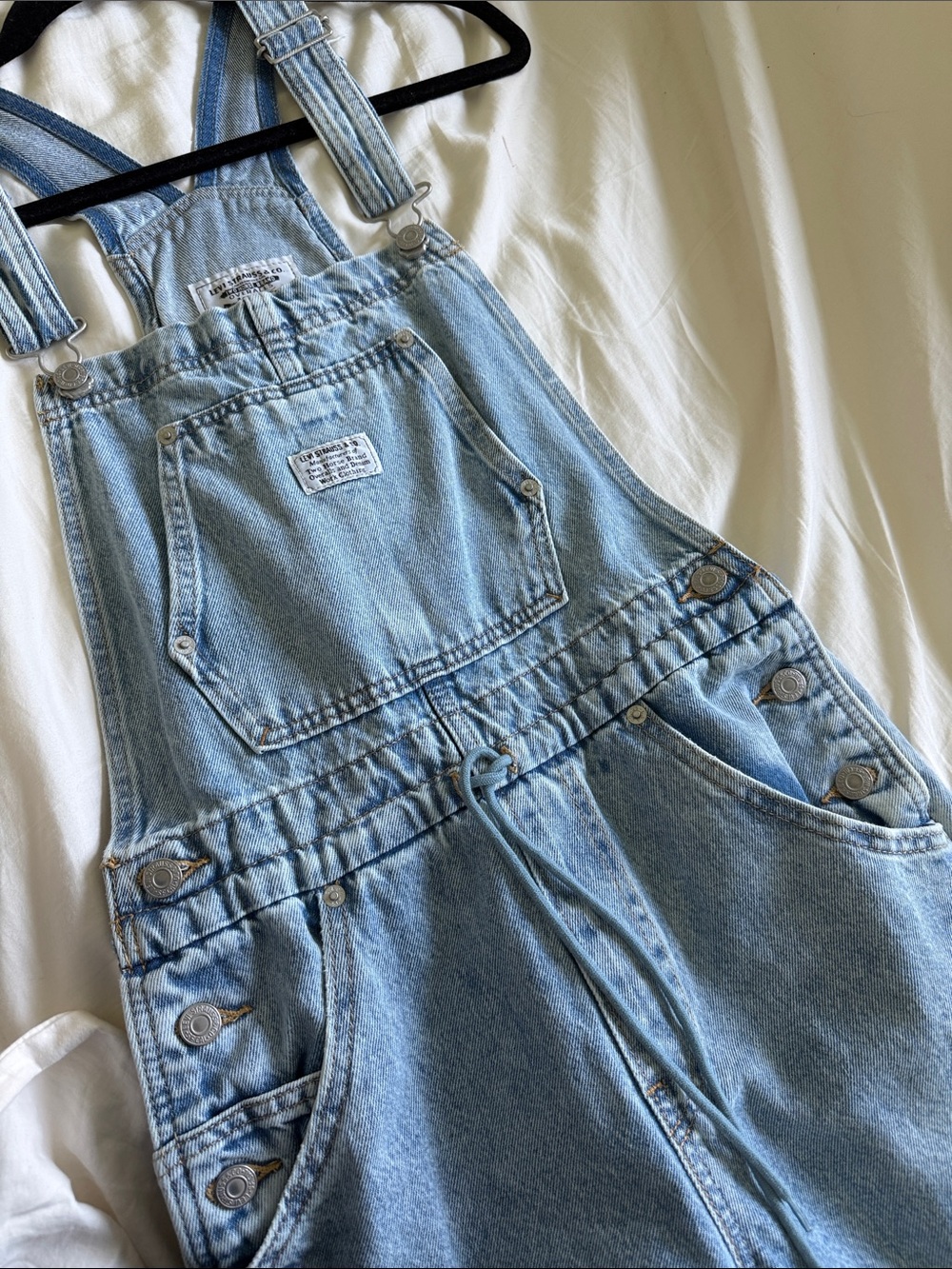 Levi's Women's Apron Overall Jeans - Picture 4 of 4